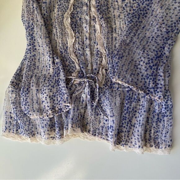 Carling in Love paris top printed ruffle button top Medium - Picture 3 of 14